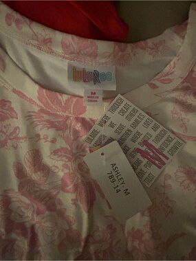 LuLaRoe Pink Floral Crewneck Top